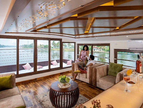 2 Bedroom Houseboat
